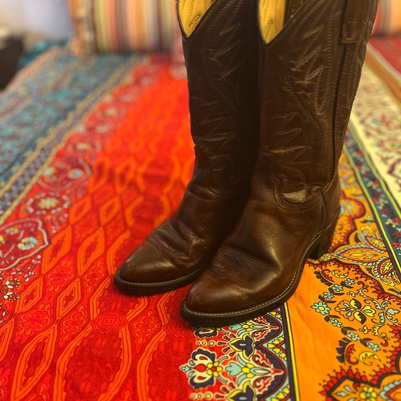 Gorgeous Vintage Durango Cowboy Boots Dark Brown 7 Narrow Skinny Western Classic - Picture 2 of 5